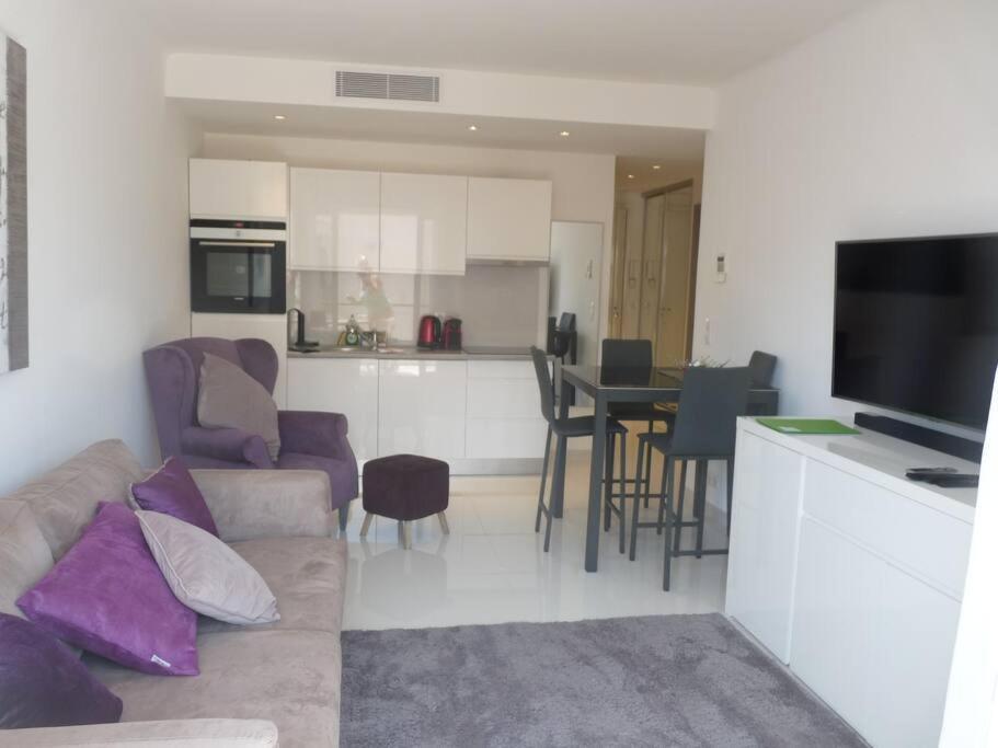 Apartment Croisette Apartment: Festival Proximity