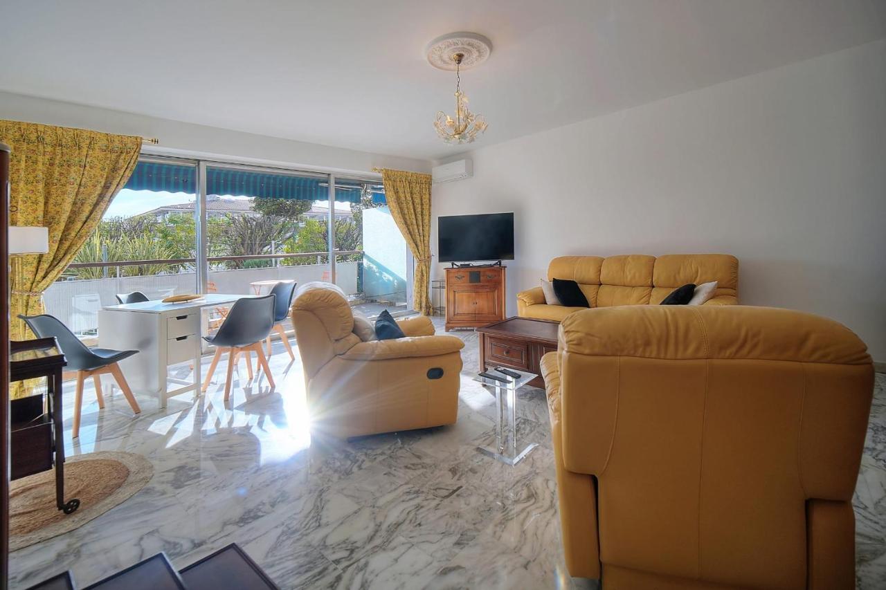 Immogroom - 100 M2 - Spacious - Terace - Parking - Air Conditioning *