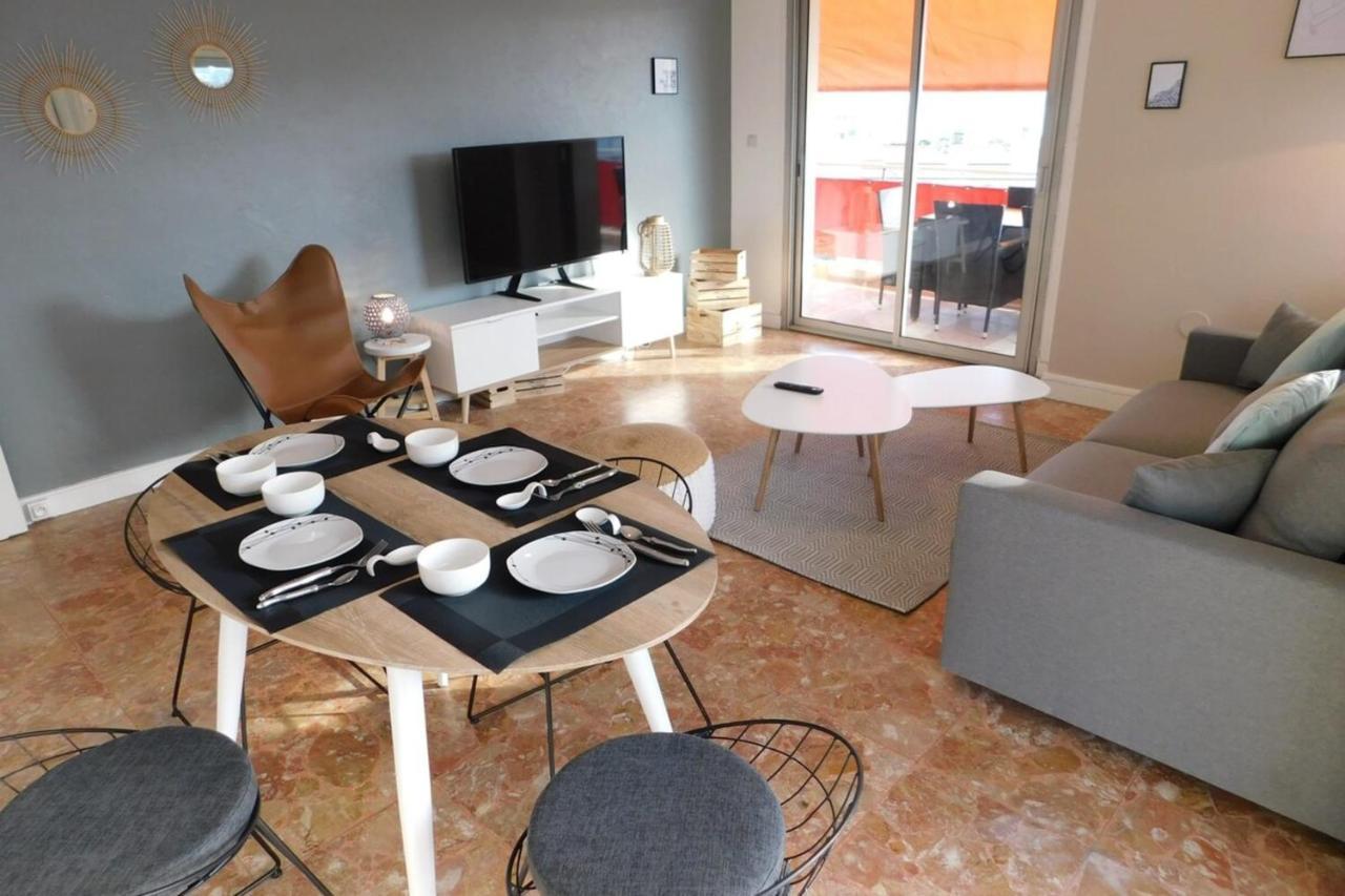 T3 Les Santons With Air Conditioning And Private Parking * Cannes