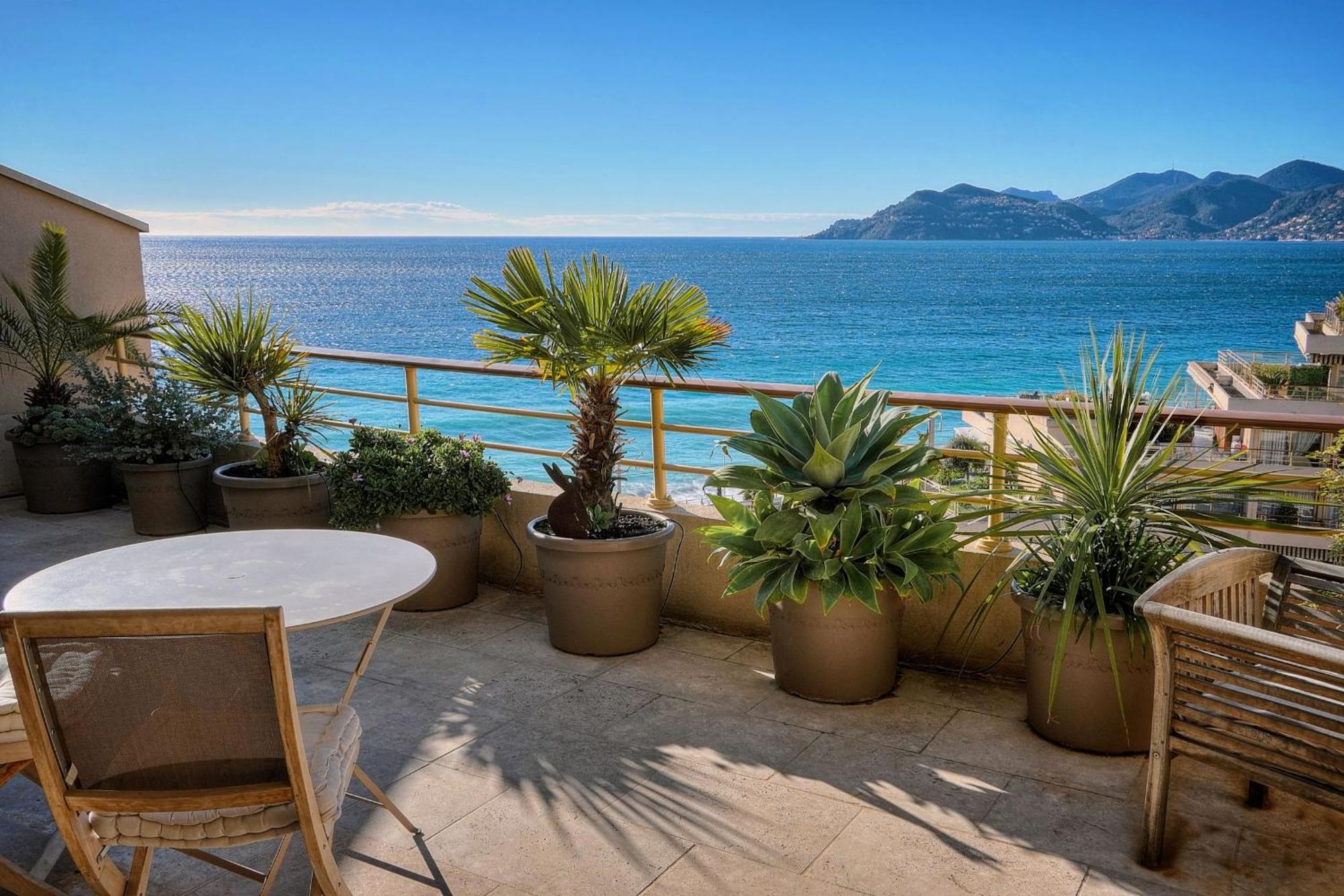 Immogroom - Panoramic Sea View - Terrace - 1 Min From The - Parking Apartment Cannes