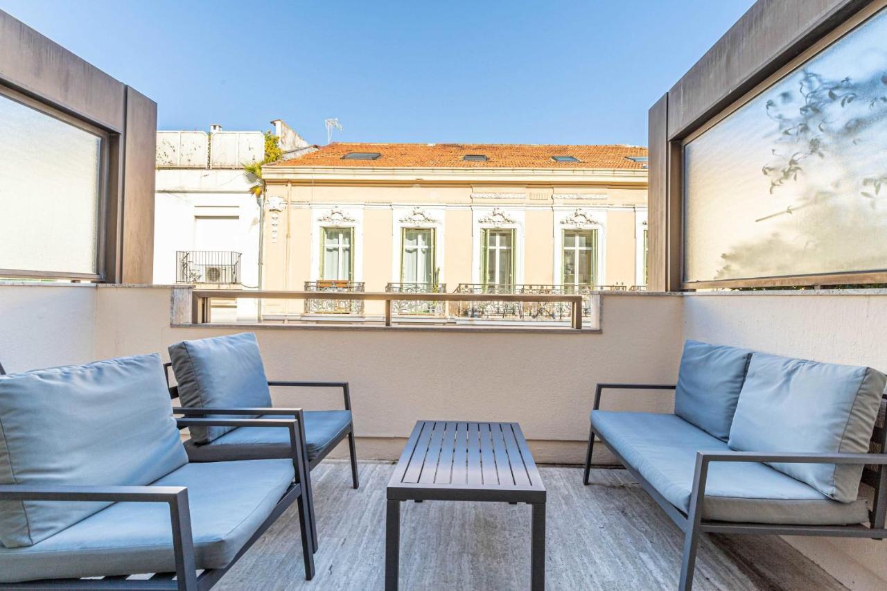 Superb One Bedroom Flat And Terrace - Center Apartamento
