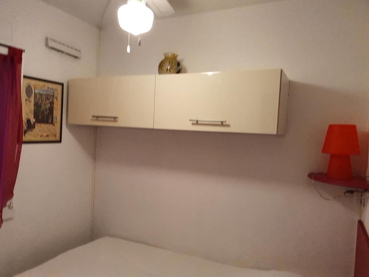 Egee Apartment *