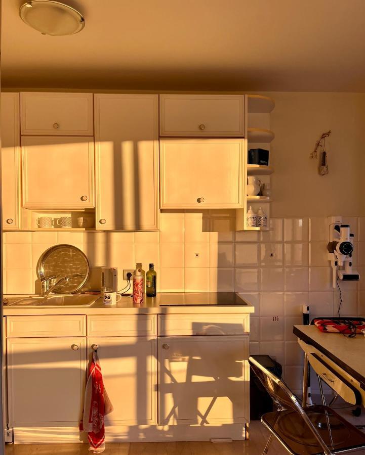 Superbe Studio Avec Terrasse, Vue Panoramique, Piscine, Parking Ferme Gratuit Apartment
