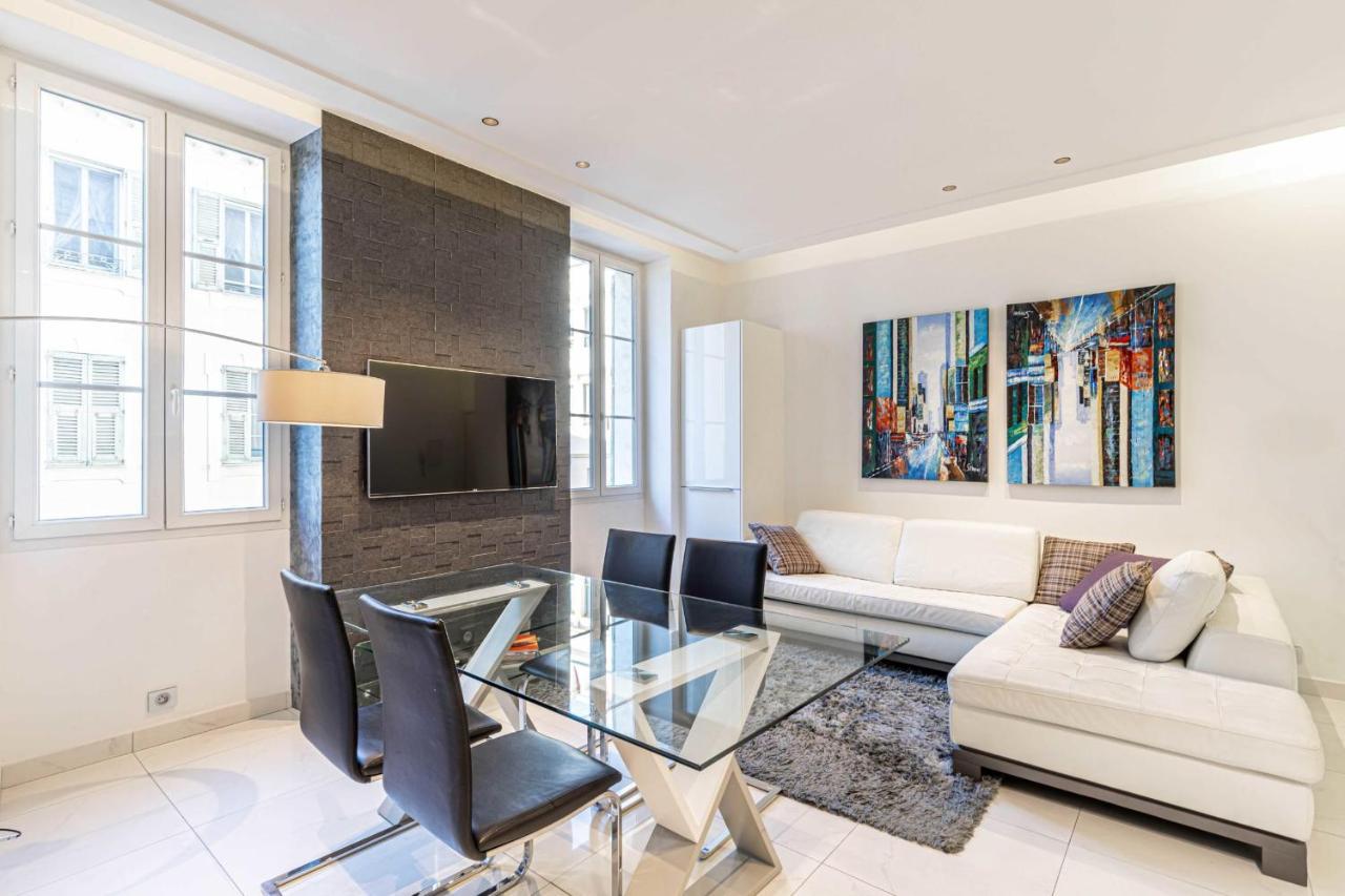 Large Renovated - Rue Hoche - Center Cannes