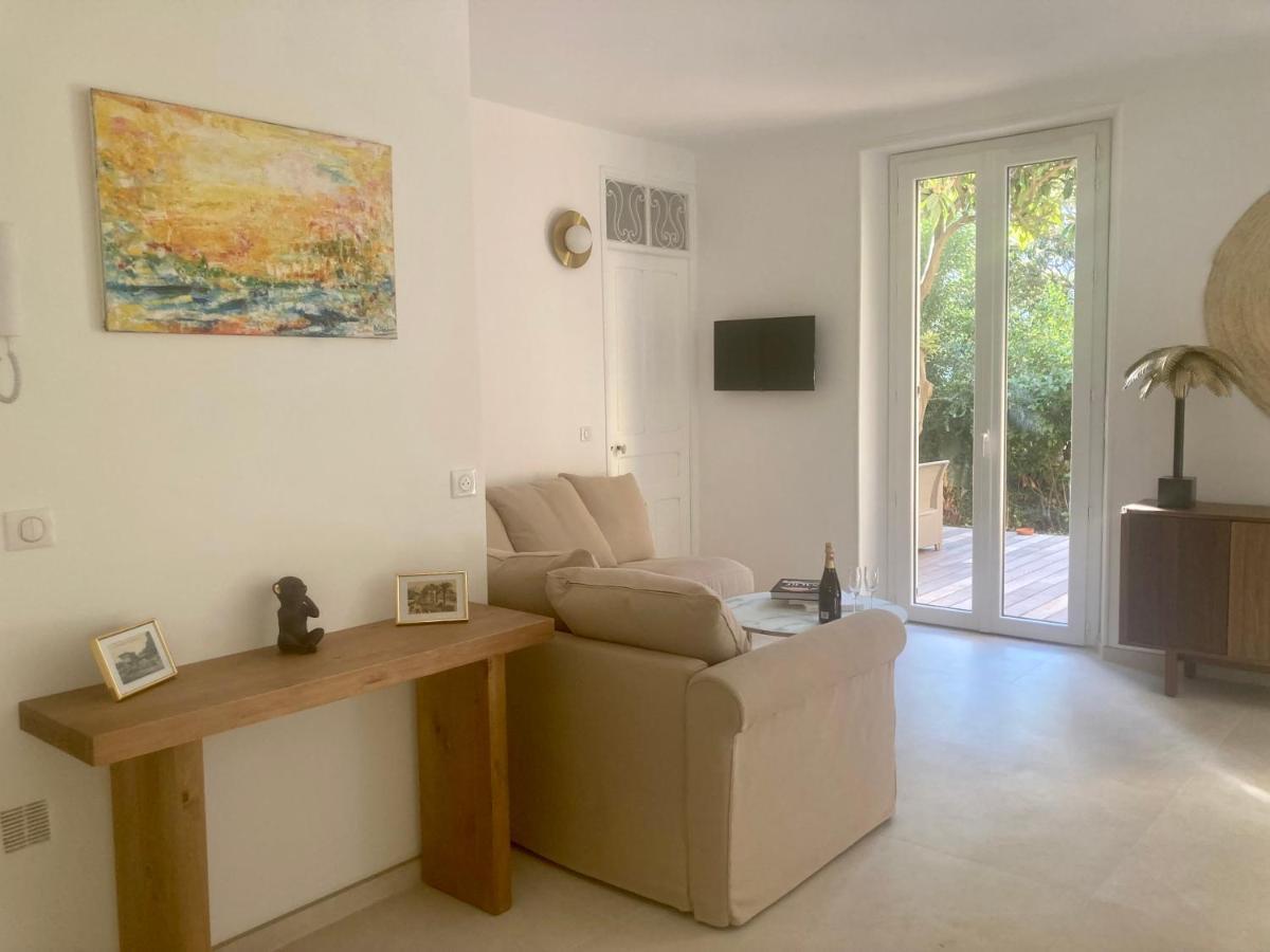 - L'oustaou Apartamento
