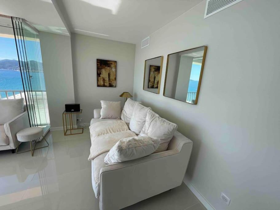 Apartment Vue Mer Exceptionnelle, Unique De Luxe