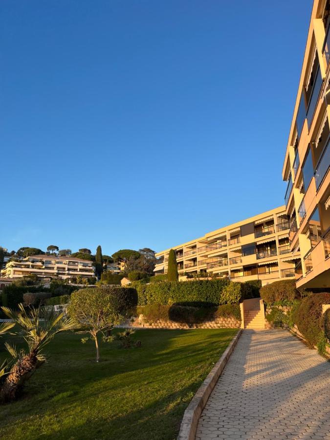 Superbe Studio Avec Terrasse, Vue Panoramique, Piscine, Parking Ferme Gratuit Apartment *