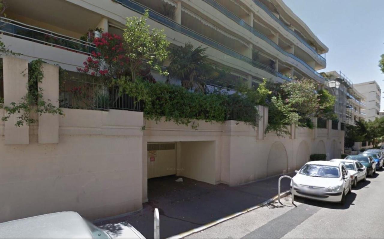 Le Californie - Rue Baron Cannes