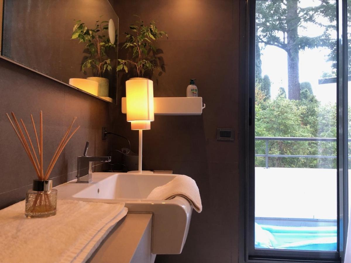 Apartment Montfleury, 2 Terrasses, 2 , 2 Sdb , Pkg Prive Piscine, 15 Min Walk To Croisette And Palais Des Festivals Cannes