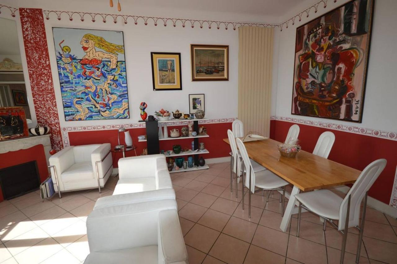 Art Deco 2 Bd Forville * Cannes