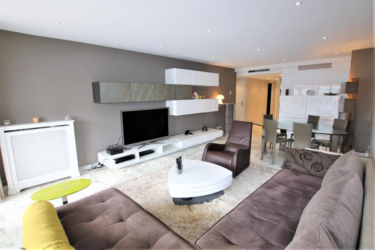 De Standing 100 M2, 100 Metres Croisette