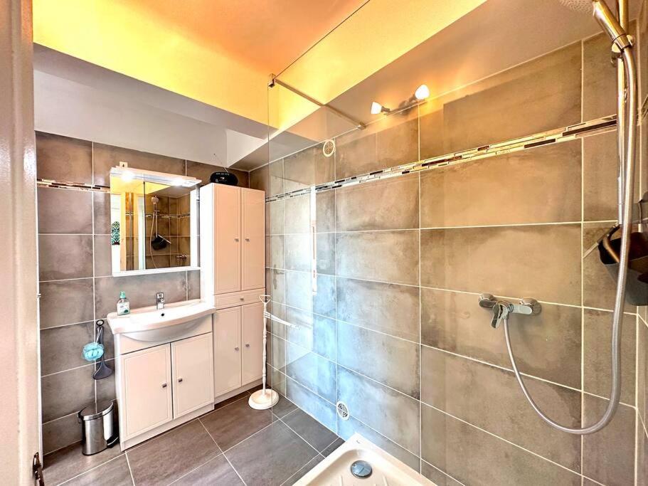 Viva Riviera Large 1 Bedroom With Sunny Terrace * Cannes