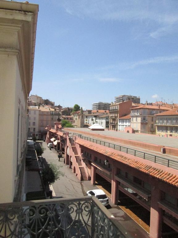 Modern 2 Bedrooms Quiet Terrace In A Palm Area, 30 Meters From Seaside Apartment Cannes