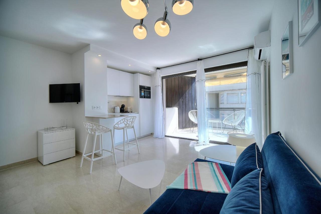 Apartment Ref 1745 - Center - For Rent