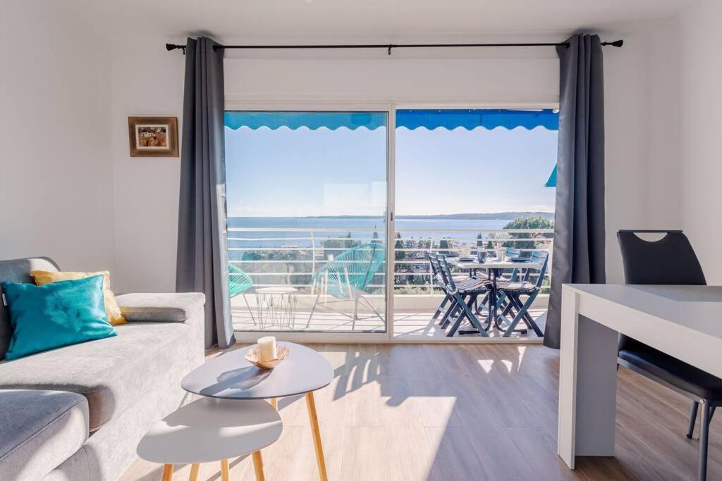 With Panoramic Sea View, Walk To The - Marechal Juin By Halldis Cannes