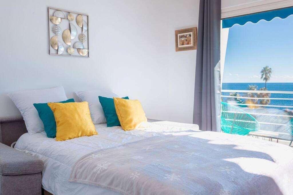 Appartement With Panoramic Sea View, Walk To The - Marechal Juin By Halldis Cannes