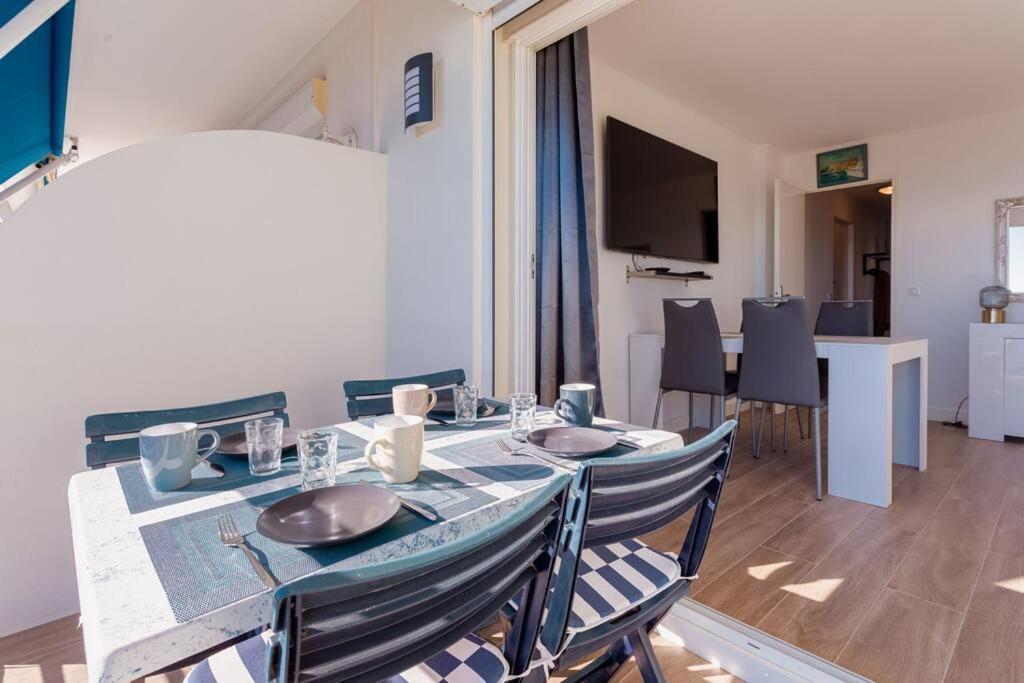 With Panoramic Sea View, Walk To The - Marechal Juin By Halldis