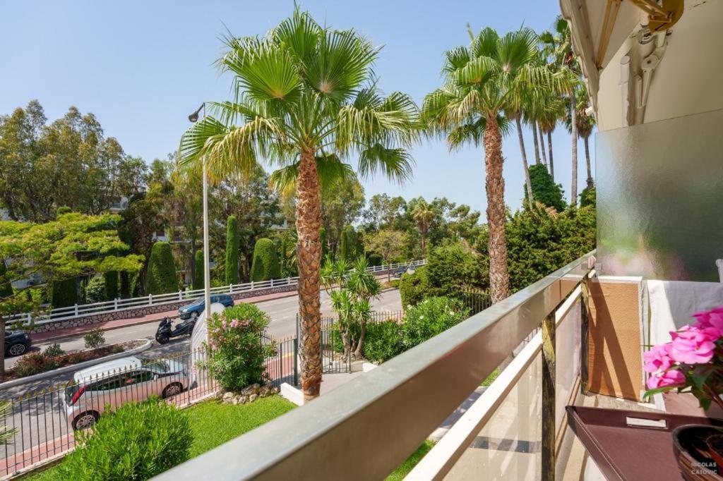 Apartamento Studio Avec Terrasse Et Jardin Au Calme Cannes