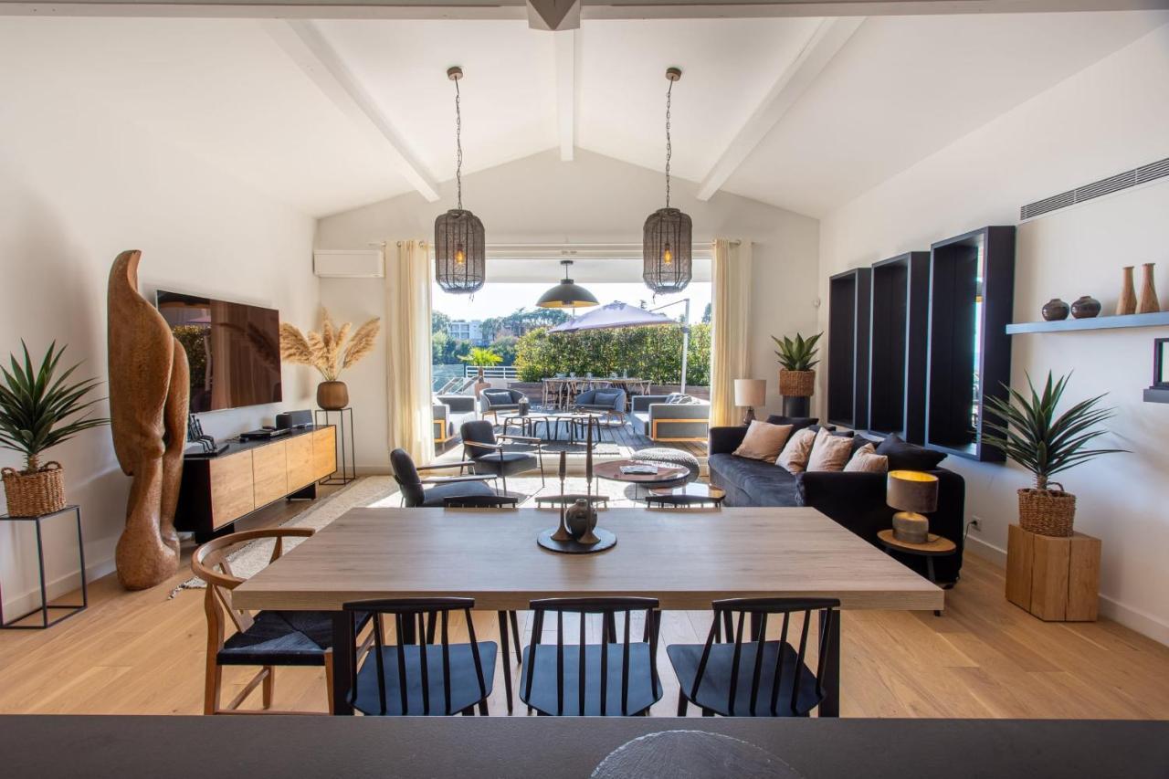 Hibiscus Penthouse