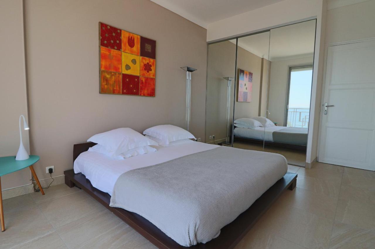 Superb Bright With Sea View & Close To Center *