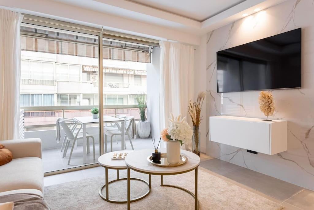 Magnifique 5 Stars - Parking - Terrasse - 3 Mins De La Croisette - Palais Royal By Halldis *