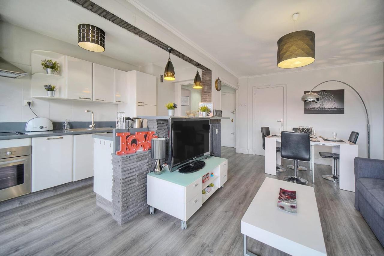Immogroom -terrace - Air Conditioner - Wifi - 15 Min From The Palais Appartement