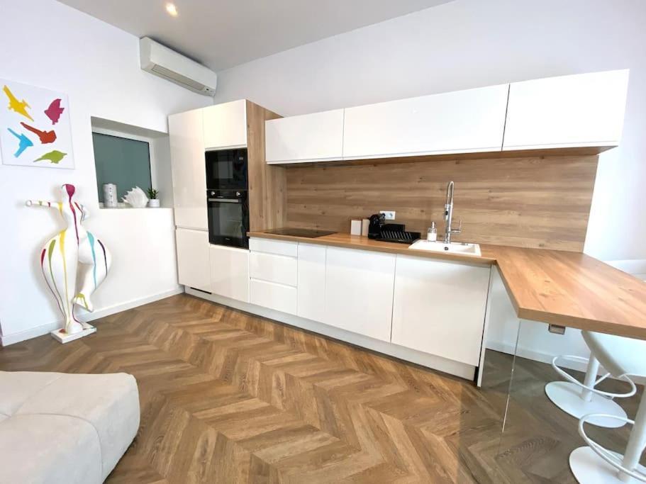 Apartment Superbe 2 Pieces - Banane