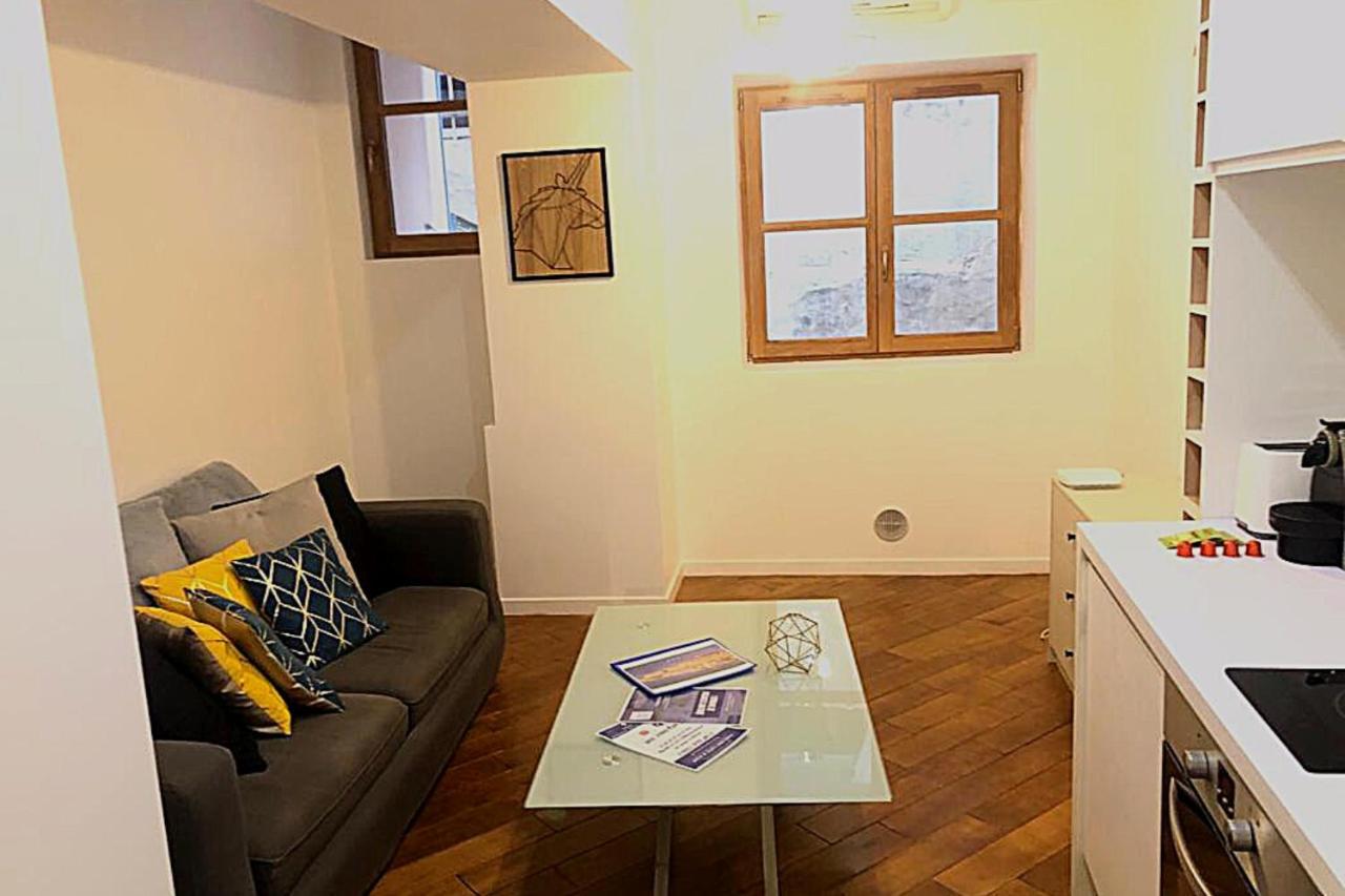 Apartment Laurier-200m Plage-4min Palais-verrière Côte D’azur Cannes
