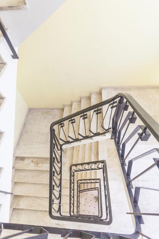 Lovely One Bedroom Colony Cannes