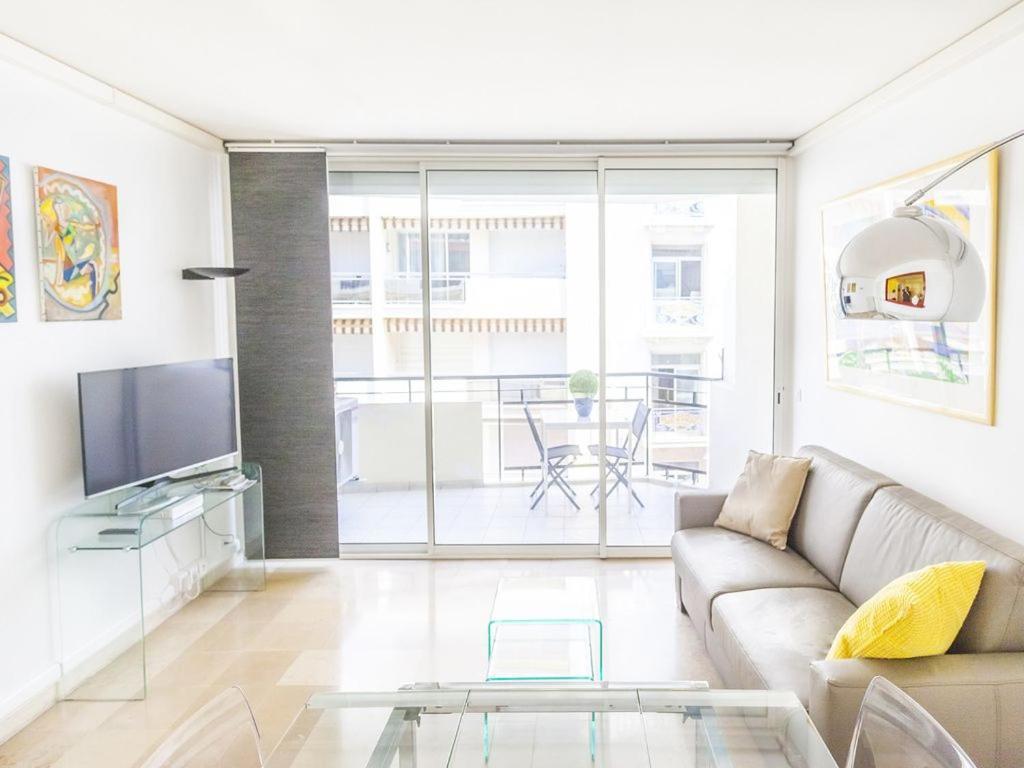 Lovely One Bedroom Colony * Cannes