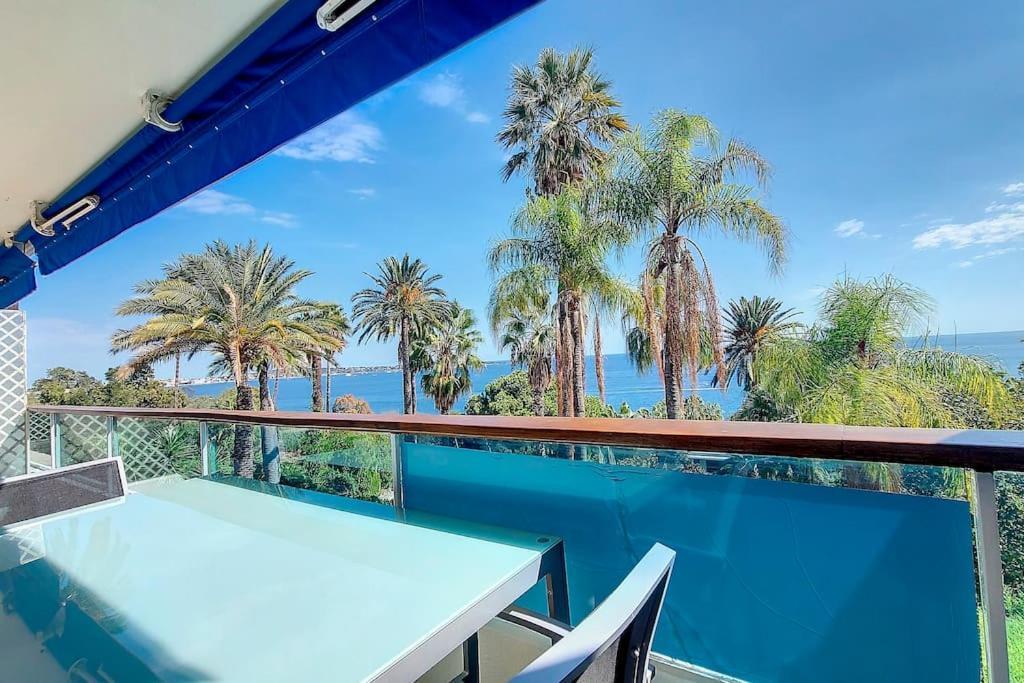 Vue Mer * Cannes