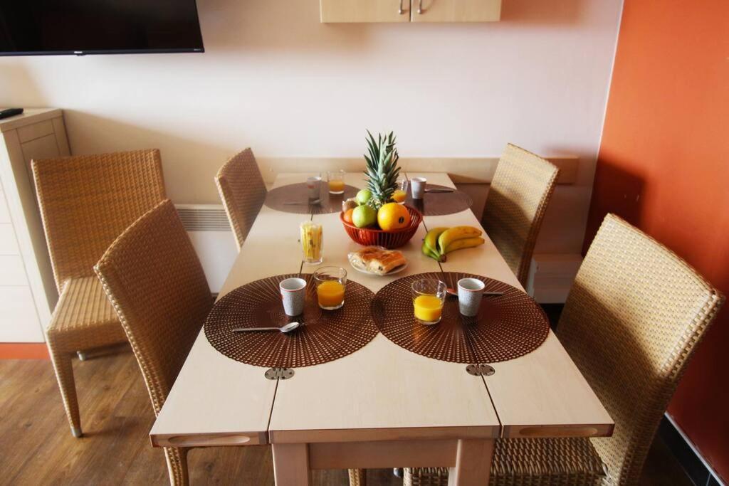 Renoir 2 Etoiles Yourhosthelper Apartamento