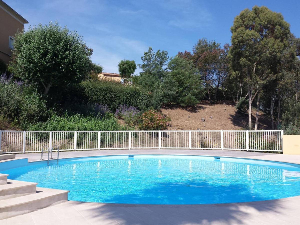 Pousada Croix Des Gardes - Piscine Partagee- *