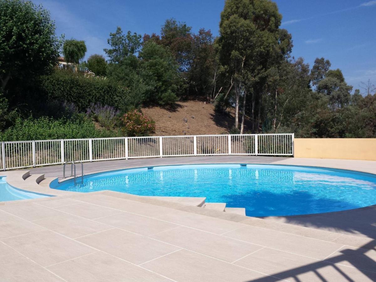 Pousada Croix Des Gardes - Piscine Partagee- *
