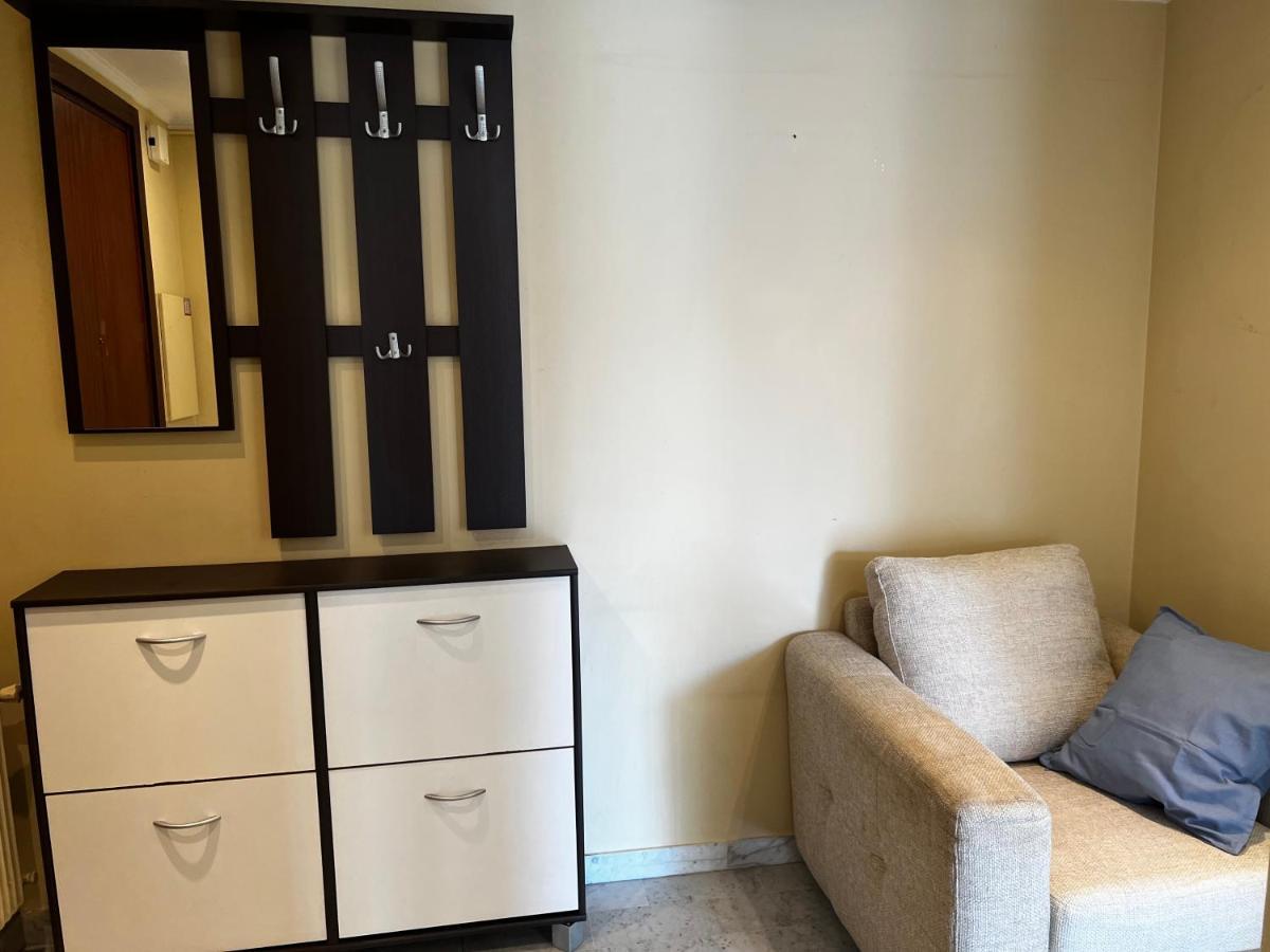 Appartement Mimosas -2 Rooms-terrace-city Center -air Conditioning