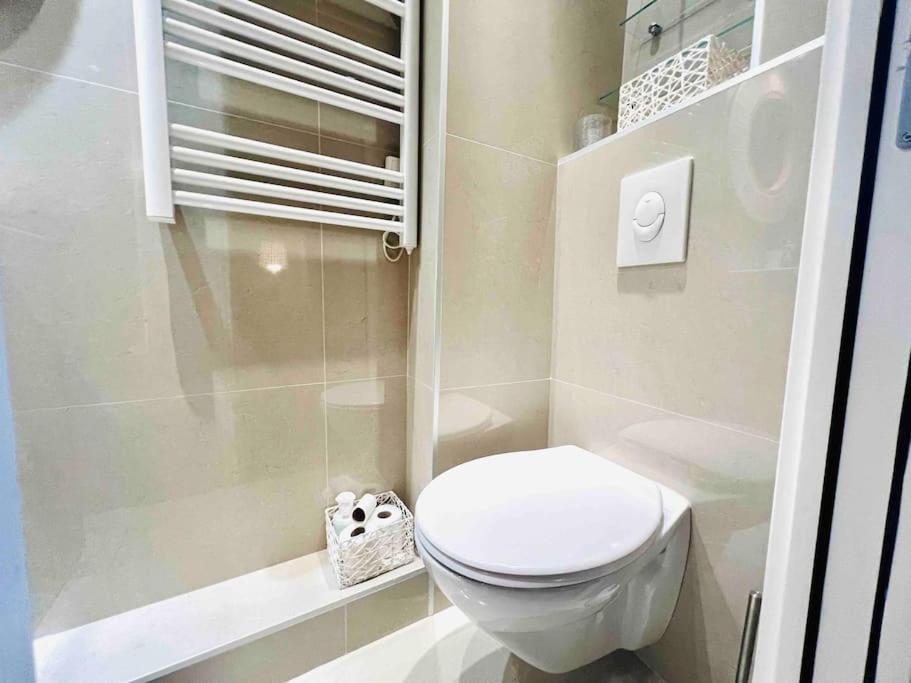 Apartment Centre , Magnifique , 5 Min Palais Cannes