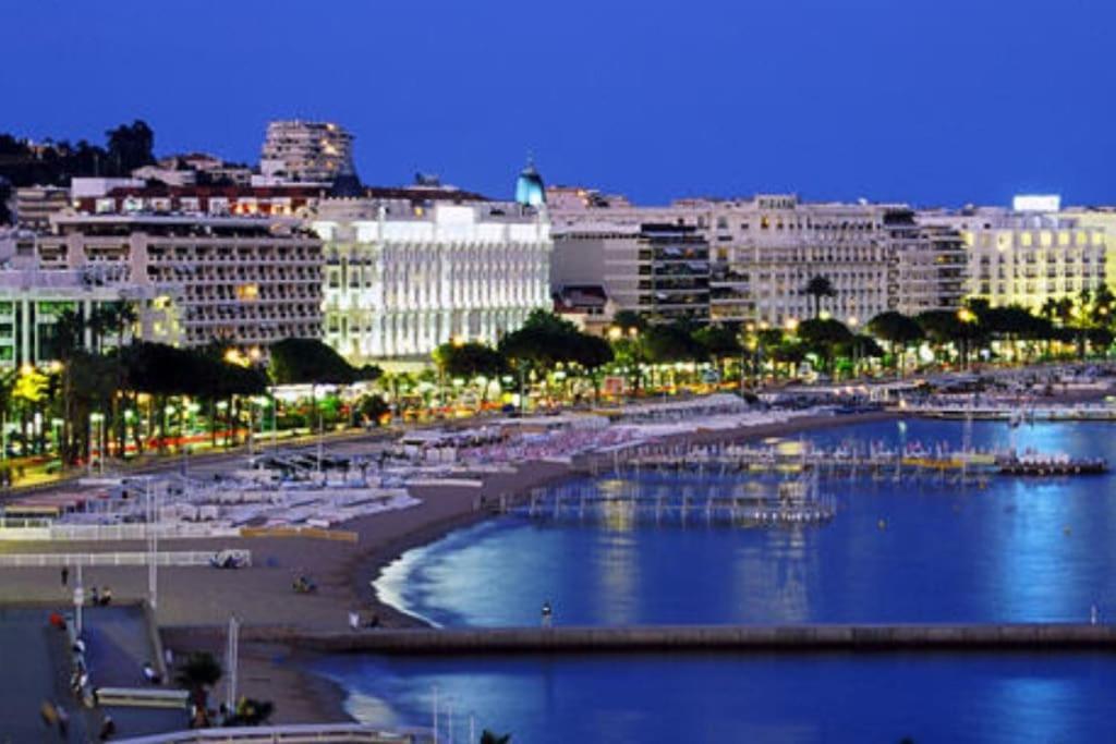 Centre , Magnifique , 5 Min Palais Apartment Cannes