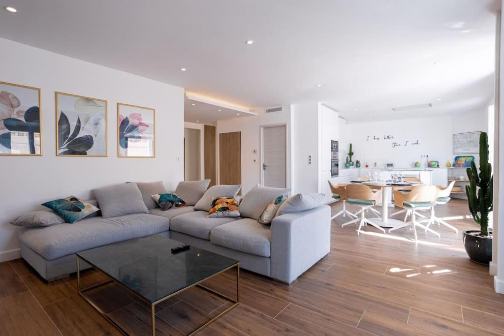 Apartment Luxury With Balcony On Famous Rue D'antibes! - Kiss By Halldis Cannes