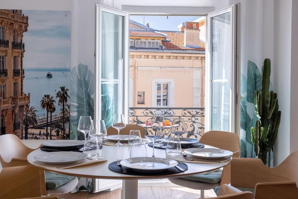 Apartment Luxury With Balcony On Famous Rue D'antibes! - Kiss By Halldis Cannes