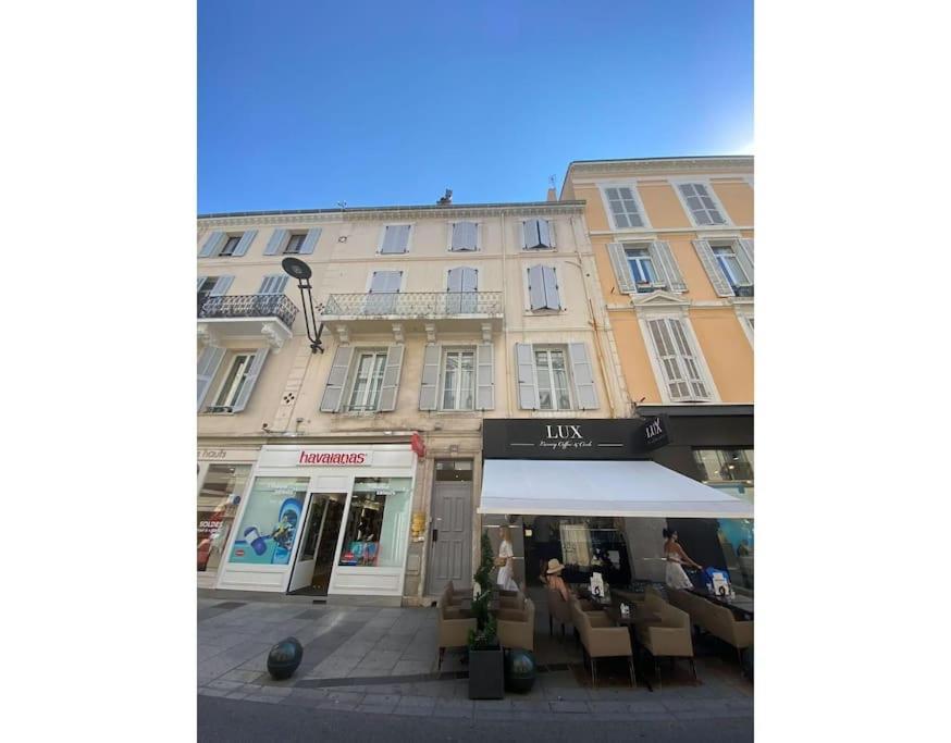 Luxury With Balcony On Famous Rue D'antibes! - Kiss By Halldis Apartment Cannes