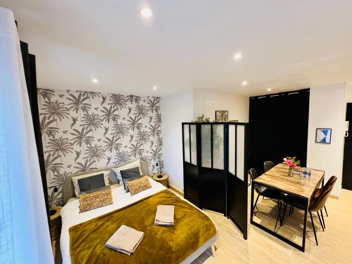Appartement Bay - Les Arenes - Cosy Avec Parking *