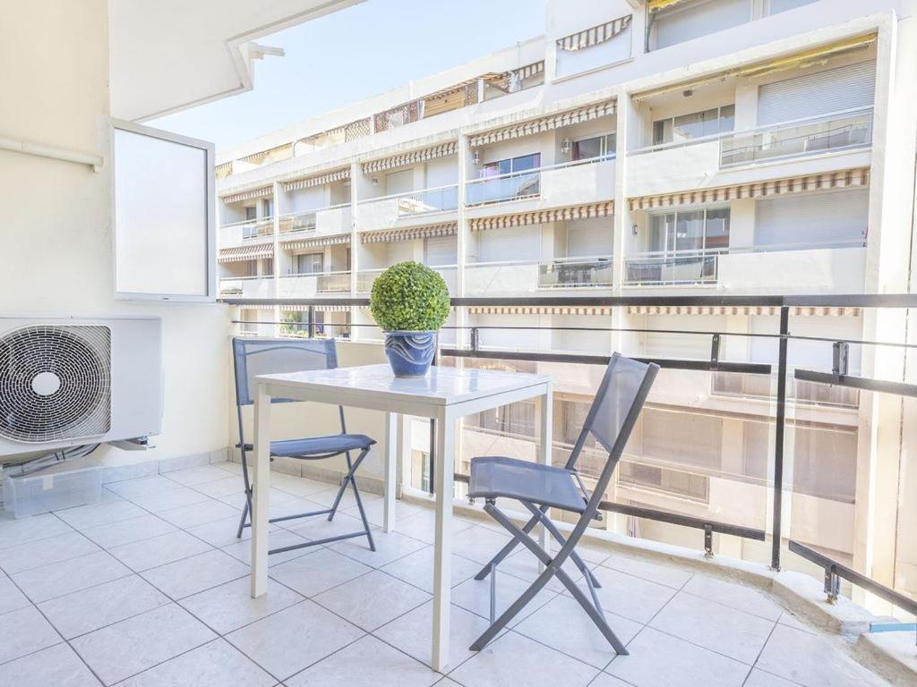 Lovely One Bedroom Colony * Cannes