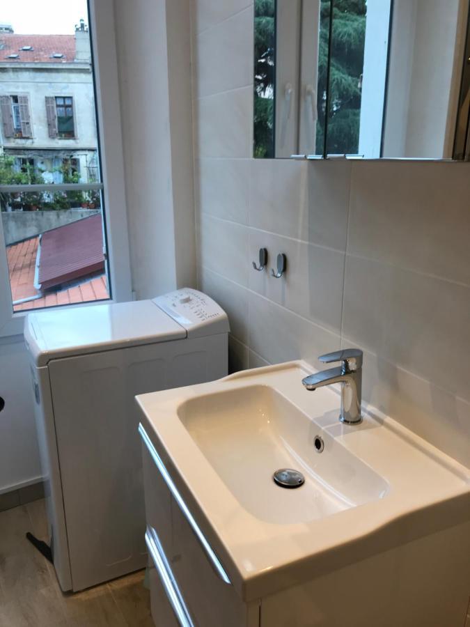 Center Apartment *