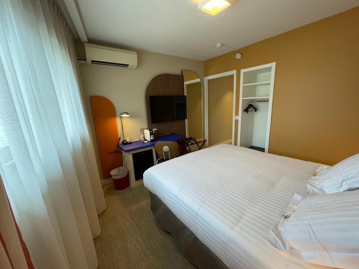 Abrial Hotel