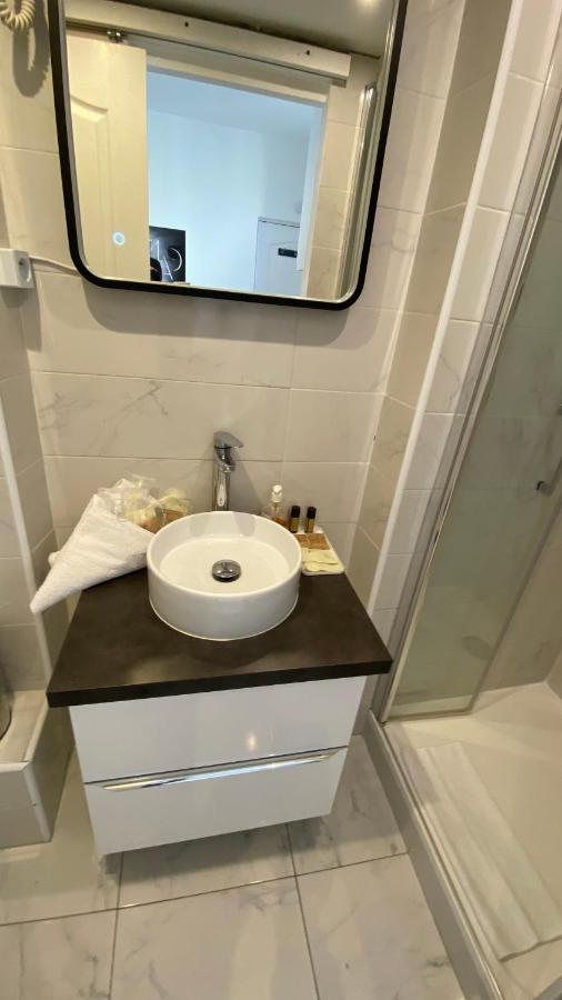 Appartement 4 Dans Le Meme Immeuble Cannes