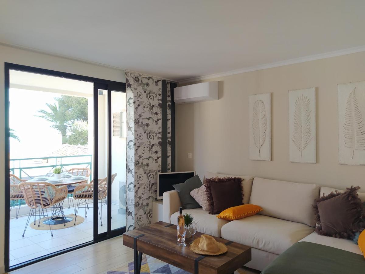 Apartment & *