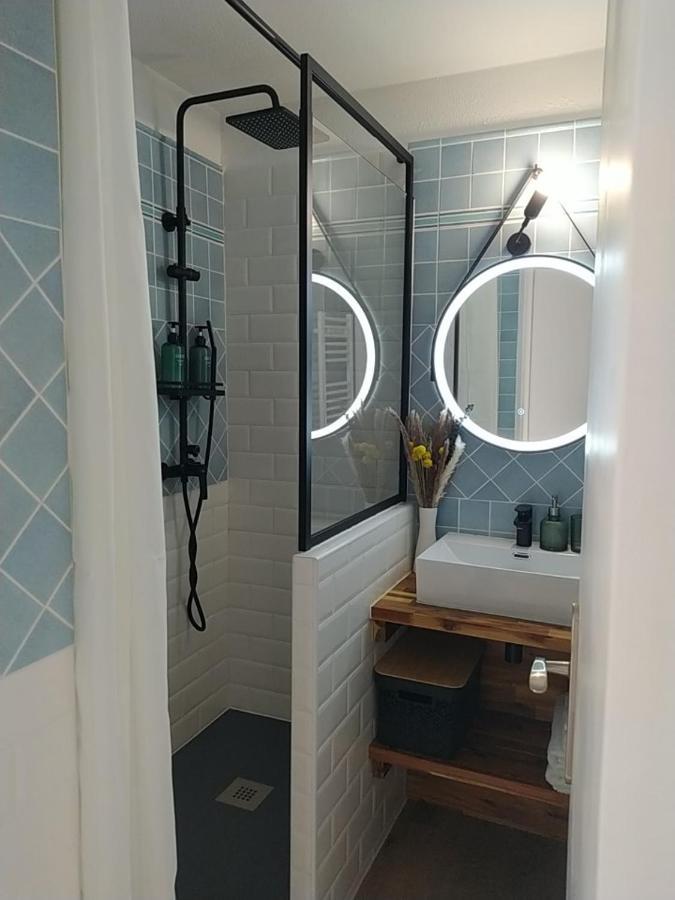 & Apartment *