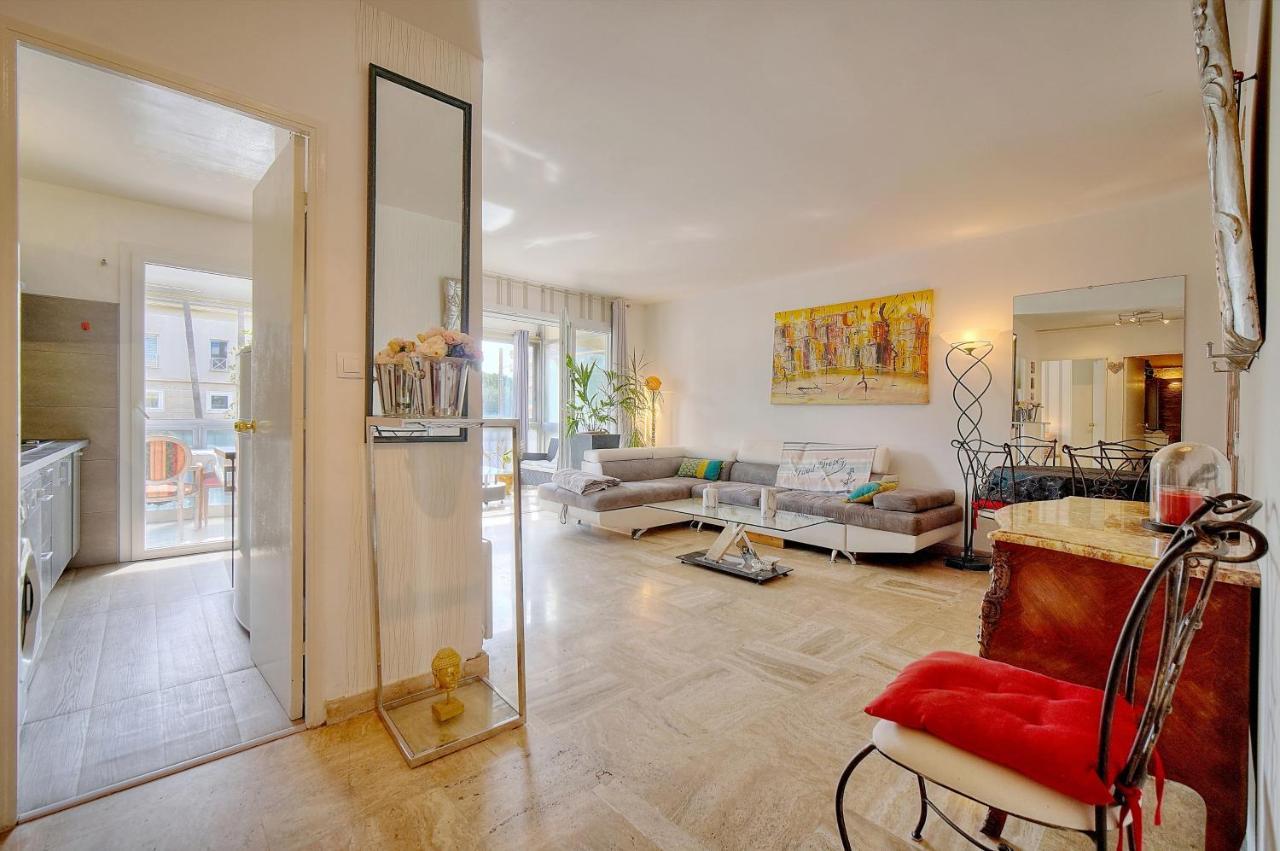 Le - 2 Pieces - Loggia - Vca Apartamento *