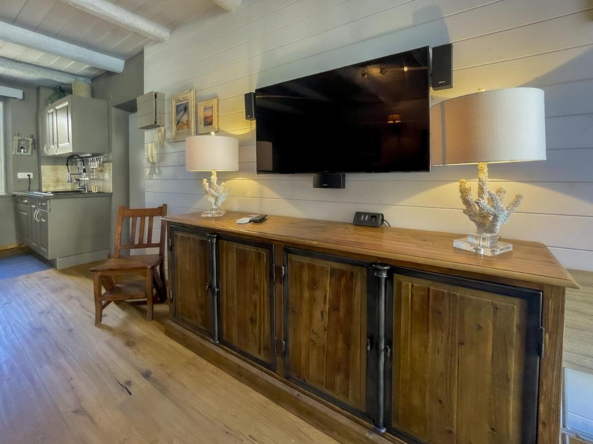 Le Petit Bijou 2pers Wifi Ac Apartment