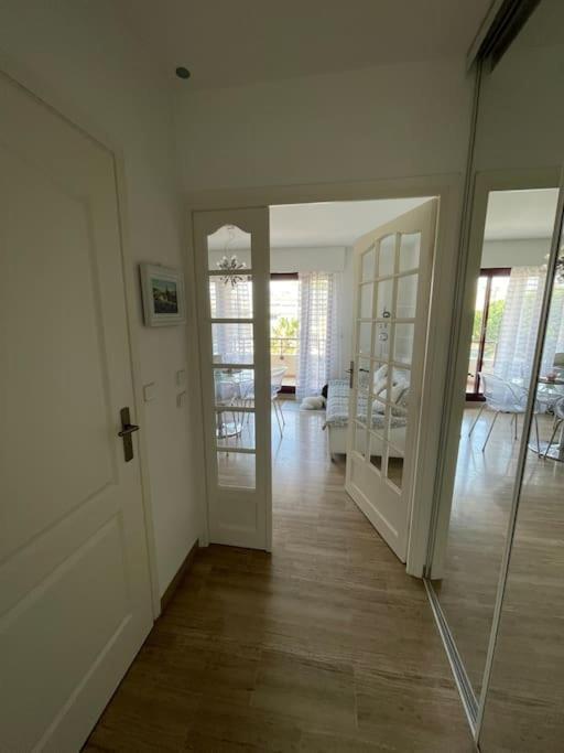 7mn From The Center/ Pool/parking Apartment Cannes